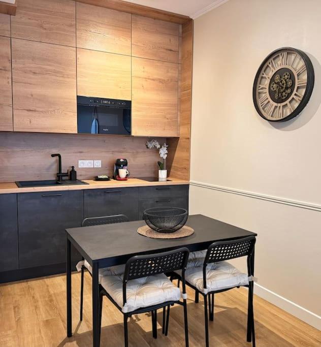L'Orchidee - Netflix - Wi-Fi - Proche Centre Apartman Troyes Kültér fotó